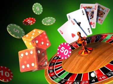 Texas Poker table interface on itudomino showing hole cards, community cards, and betting options